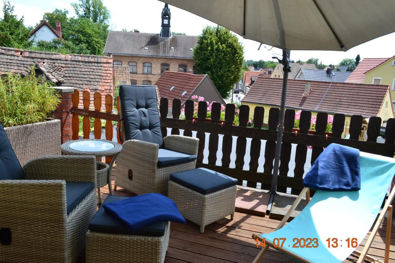 Ferienwohnung Mit Ausblick In Wimmelburg Bagian luar foto