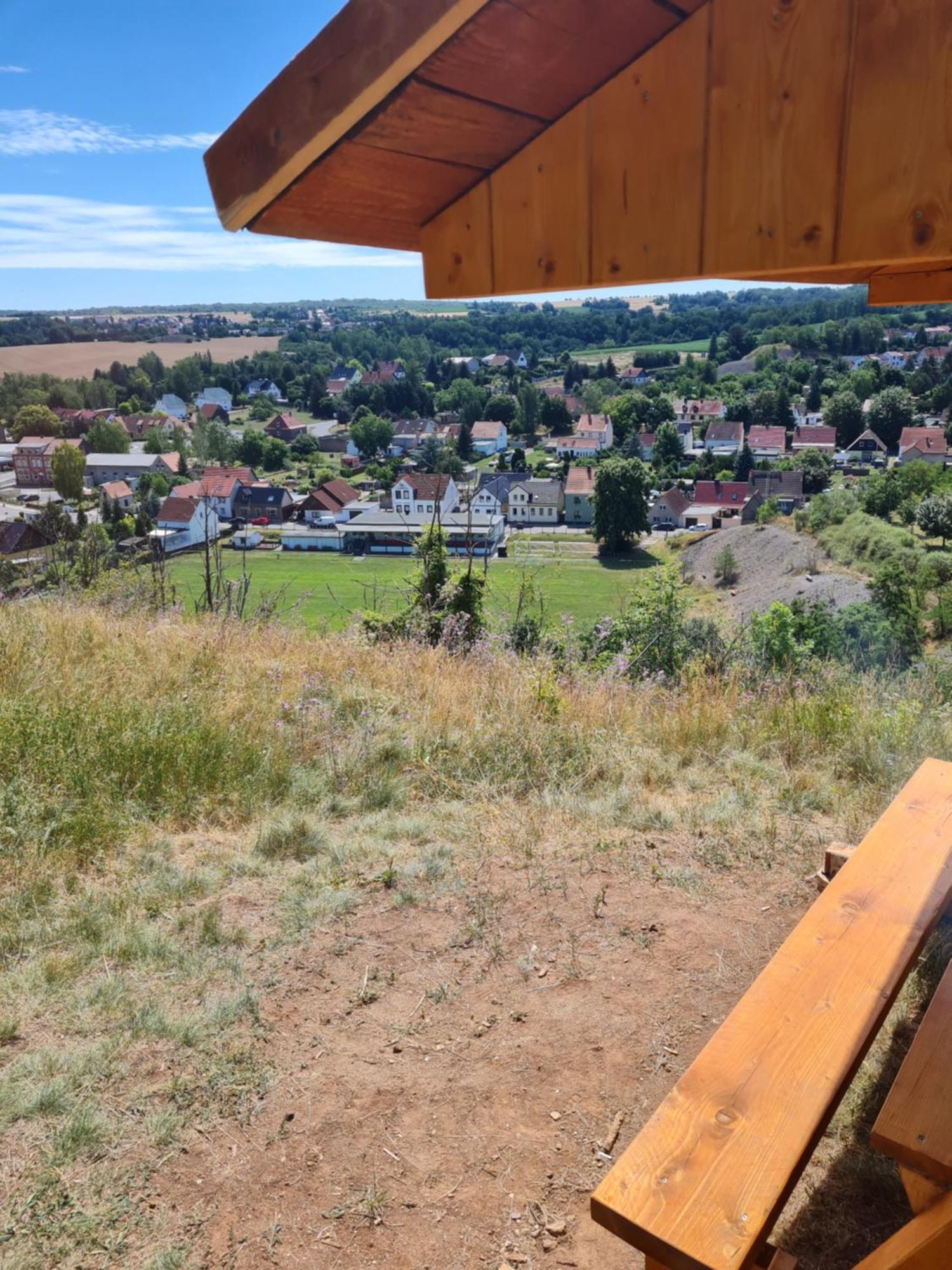 Ferienwohnung Mit Ausblick In Wimmelburg Bagian luar foto