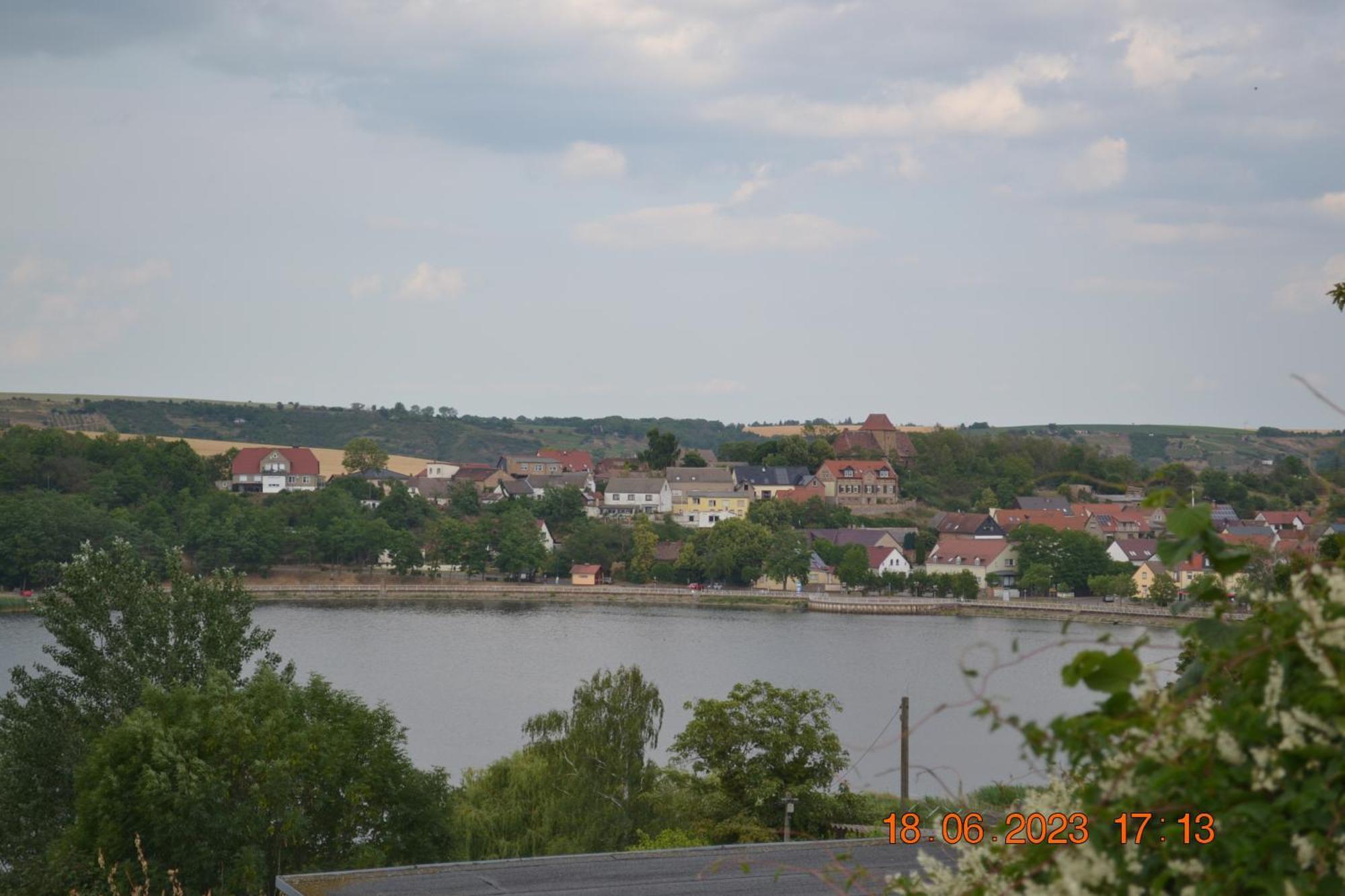 Ferienwohnung Mit Ausblick In Wimmelburg Bagian luar foto