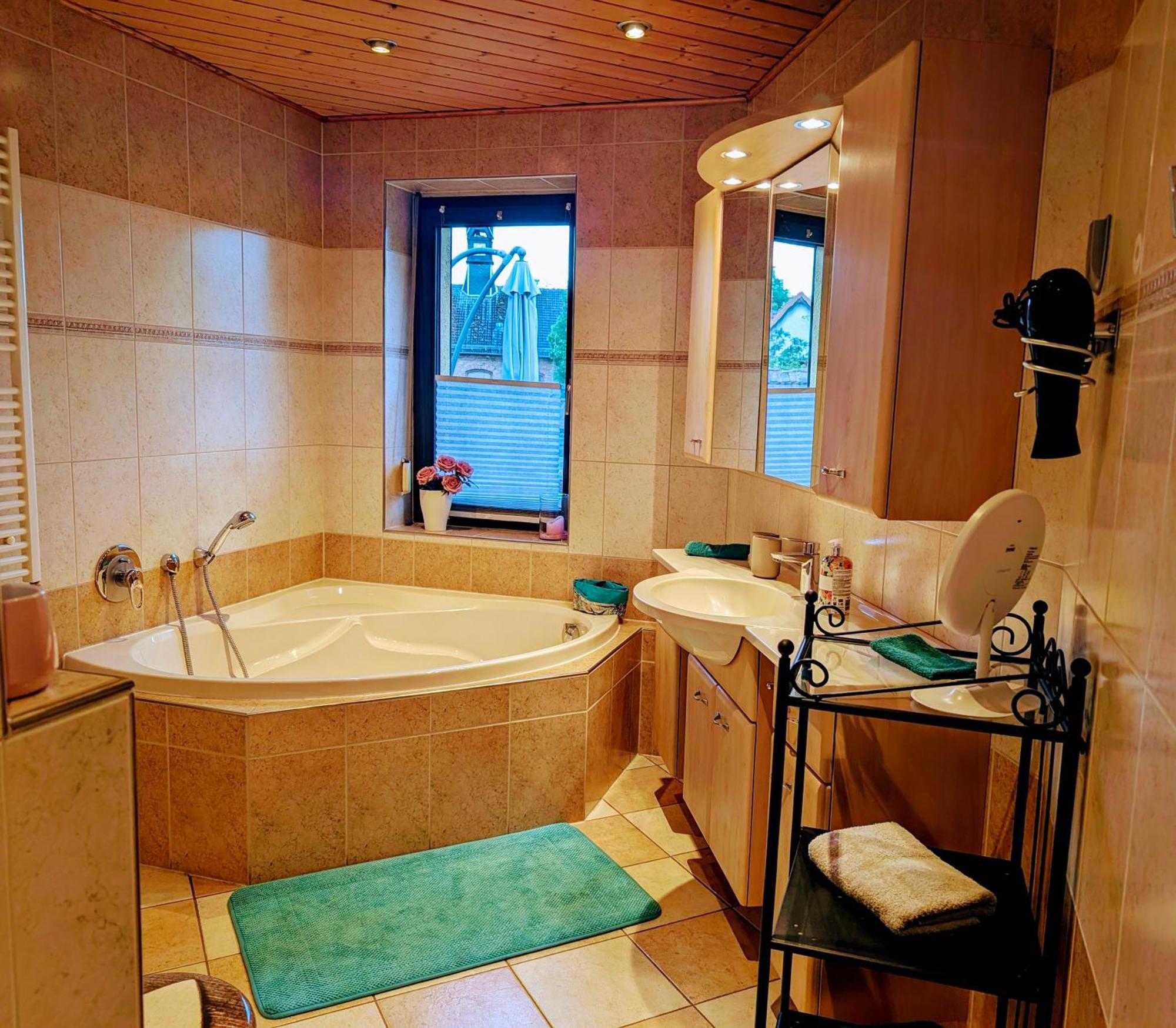 Ferienwohnung Mit Ausblick In Wimmelburg Bagian luar foto